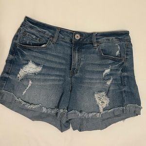 Woman’s Denim Shorts